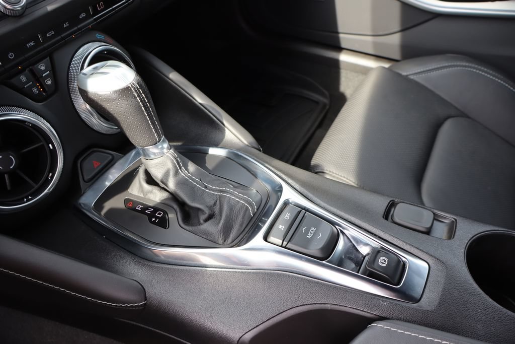 Used 2022 Chevrolet Camaro SS RWD image 10