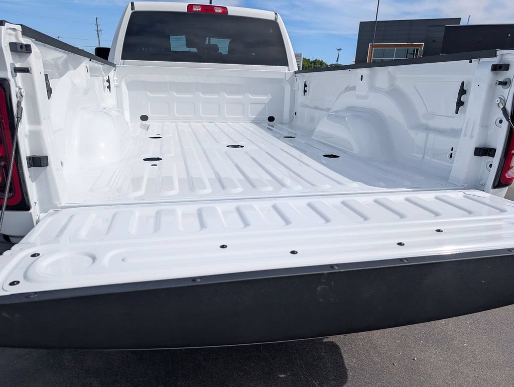 New 2026 RAM 3500 Tradesman w/ Chrome Appearance Group A AWD/4WD image 25