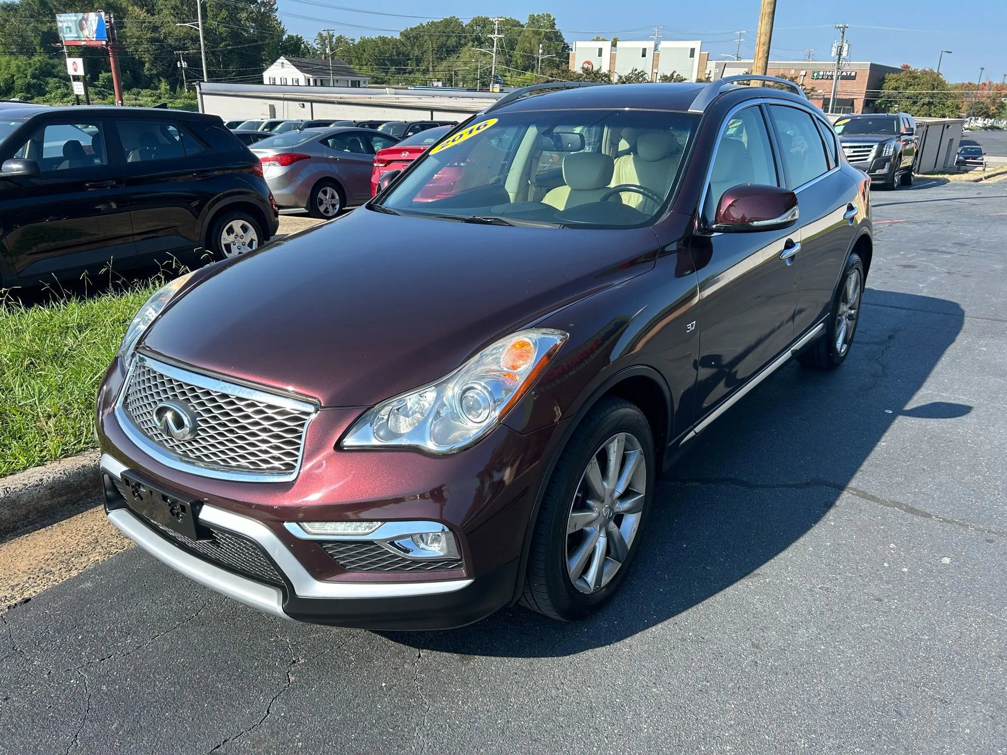 Used 2016 INFINITI QX50 Journey w/ Premium Package image 3