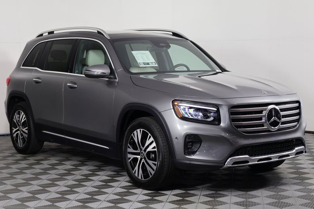 Certified 2026 Mercedes-Benz GLB 250 image 3