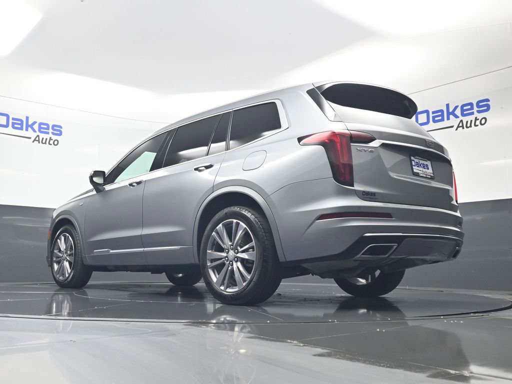 Used 2025 Cadillac XT6 Premium Luxury image 42