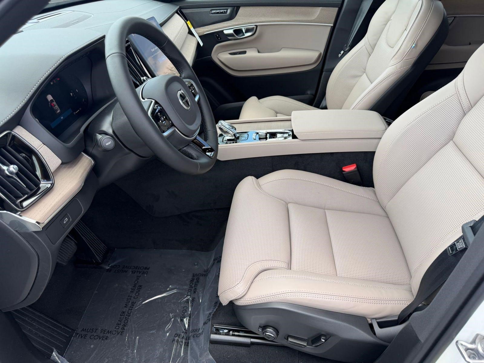 New 2026 Volvo XC90 B6 Ultra w/ Protection Package image 5