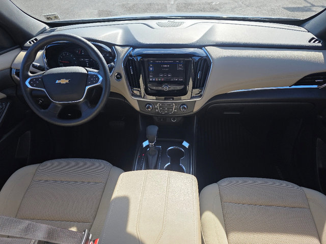 Certified 2023 Chevrolet Traverse LS image 2