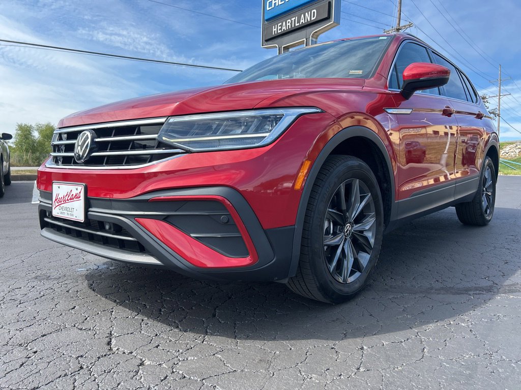 Used 2023 Volkswagen Tiguan SE