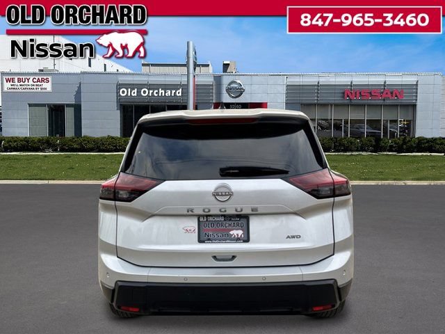 Used 2025 Nissan Rogue S AWD/4WD image 5