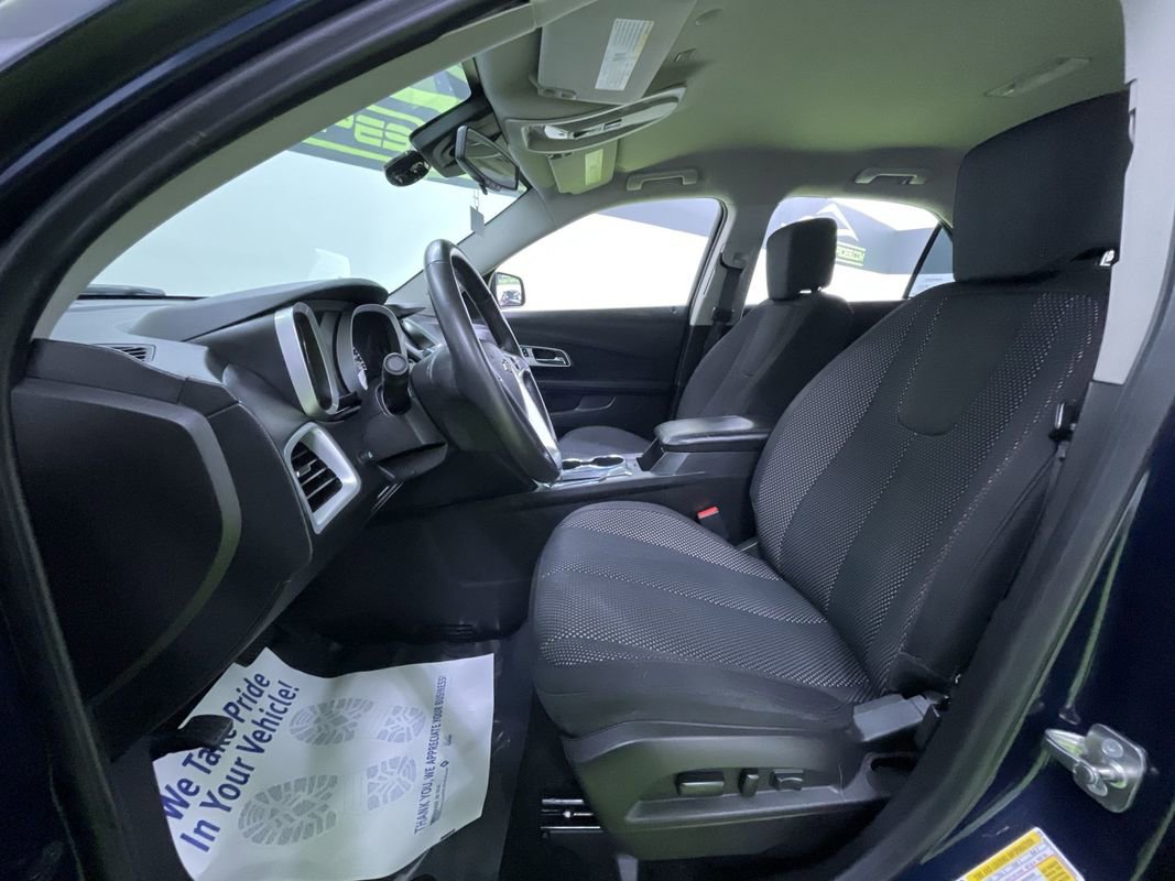Used 2017 Chevrolet Equinox LT w/ Driver Confidence Package II AWD/4WD image 16