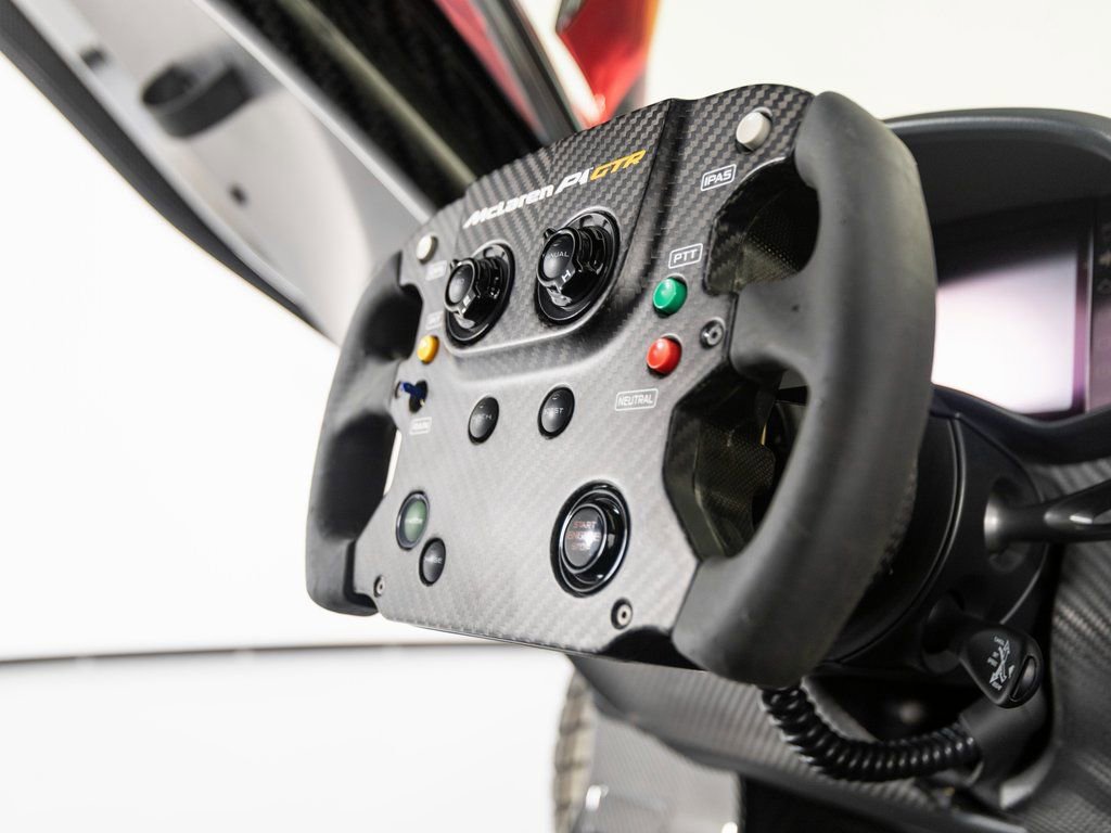 Used 2015 McLaren P1 image 46