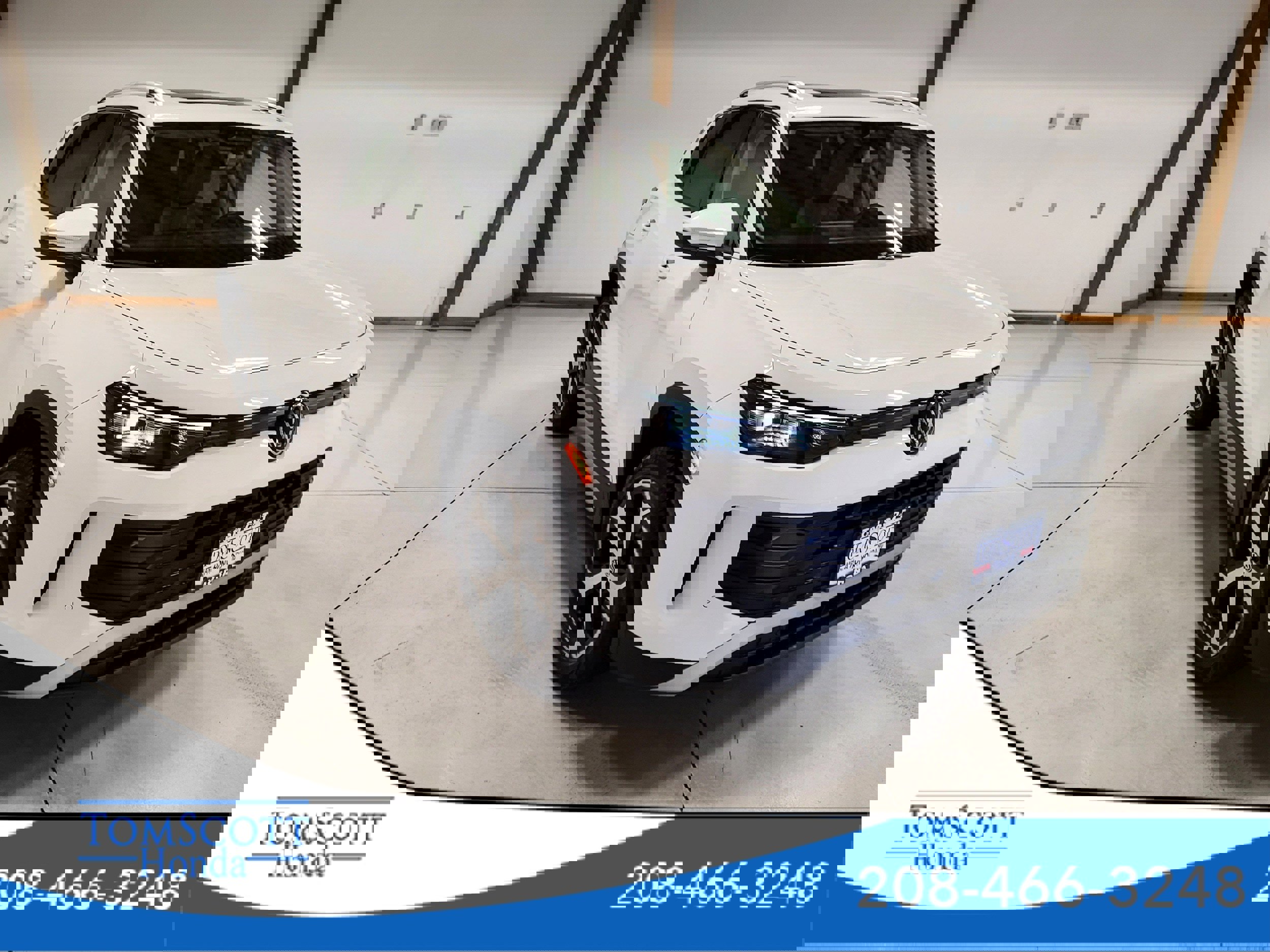 Used 2025 Volkswagen Tiguan SE