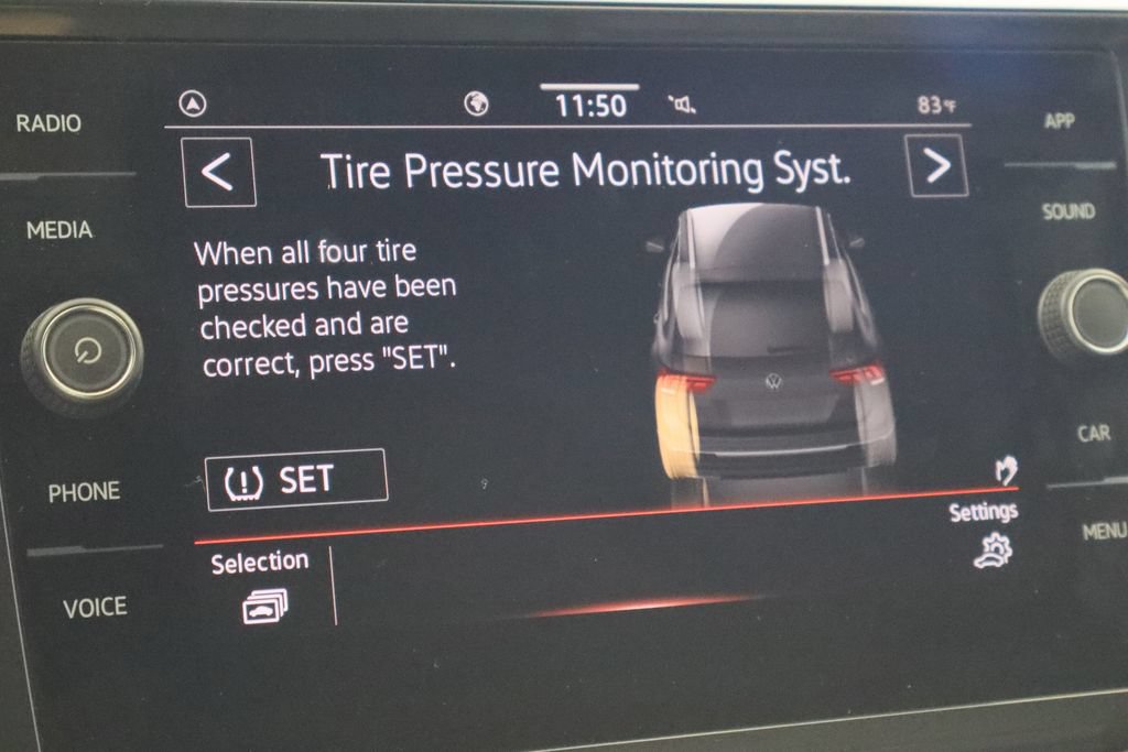 Used 2023 Volkswagen Tiguan SE R-Line FWD image 30