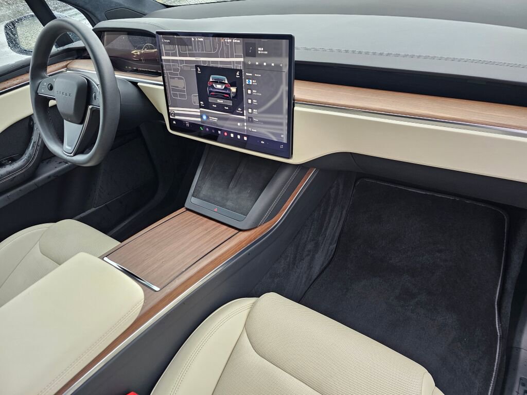 Used 2024 Tesla Model X Long Range image 13