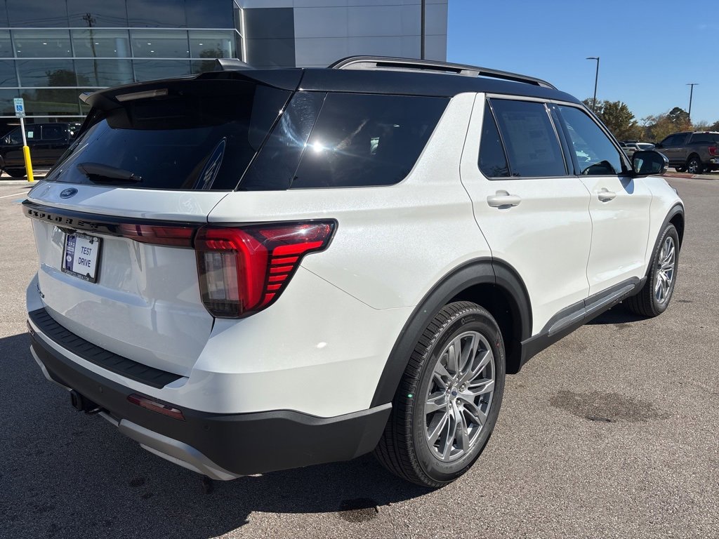 New 2026 Ford Explorer Platinum image 12