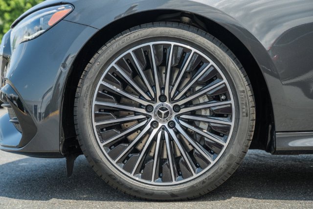New 2027 Mercedes-Benz E 450 4MATIC Sedan image 17