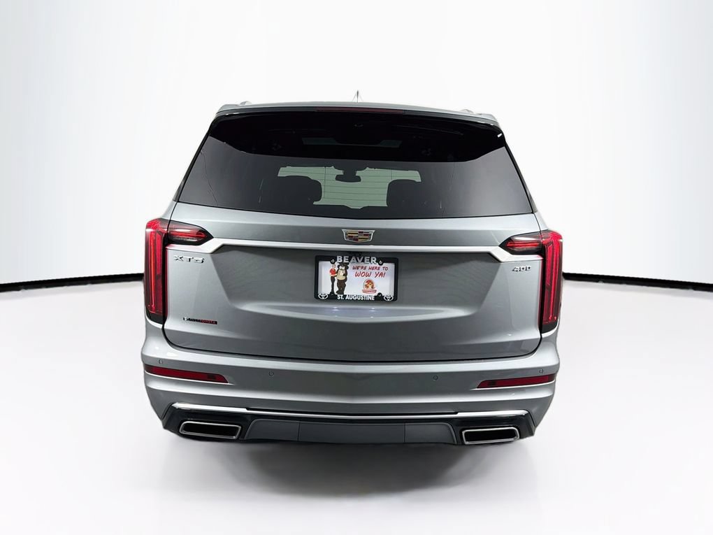 Used 2025 Cadillac XT6 Premium Luxury FWD image 8