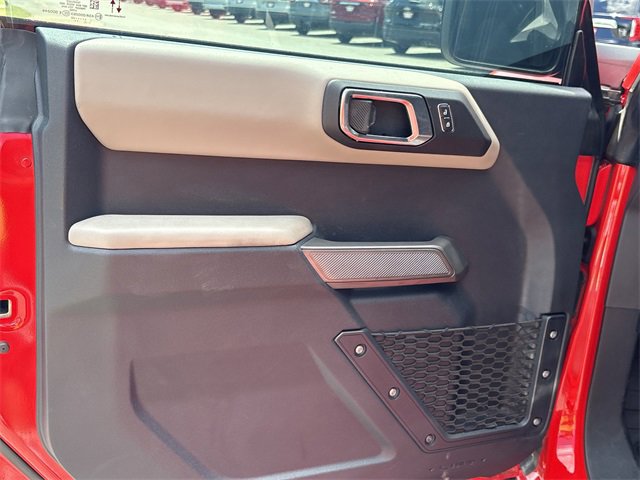 Used 2022 Ford Bronco Wildtrak image 42