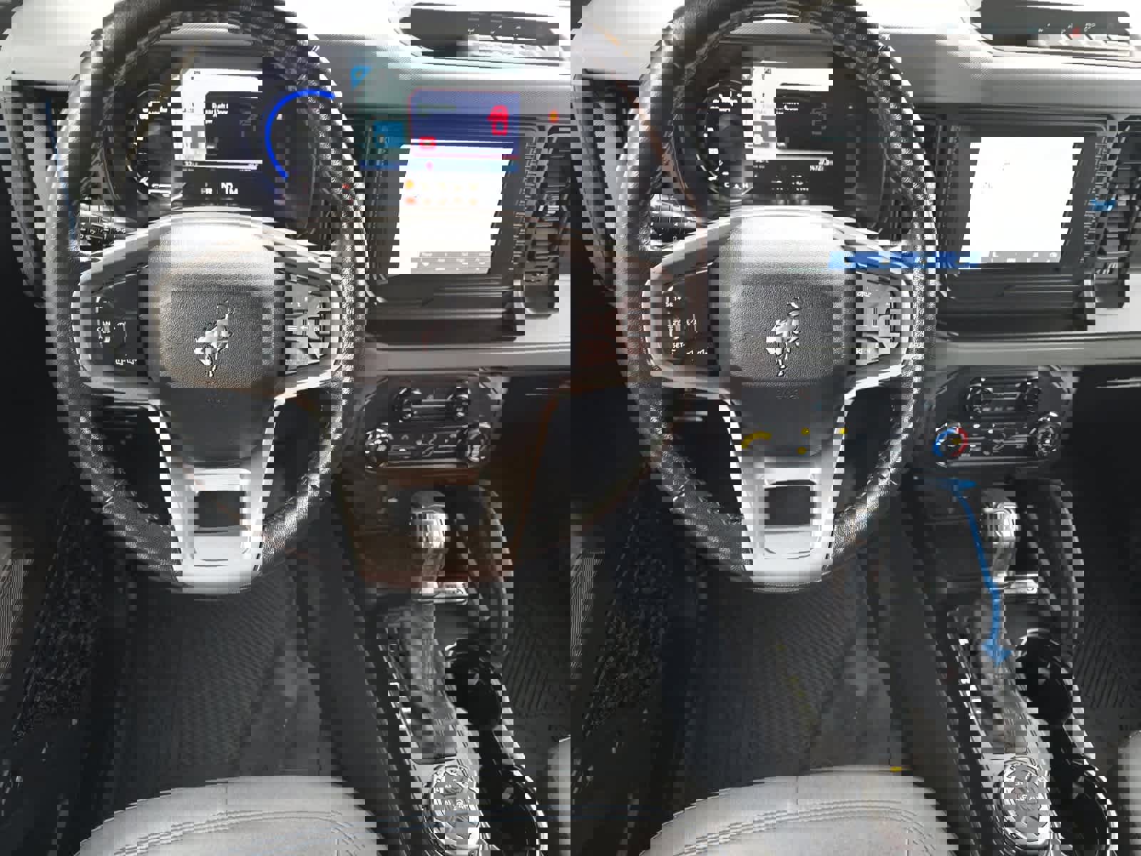 Used 2022 Ford Bronco Black Diamond image 14