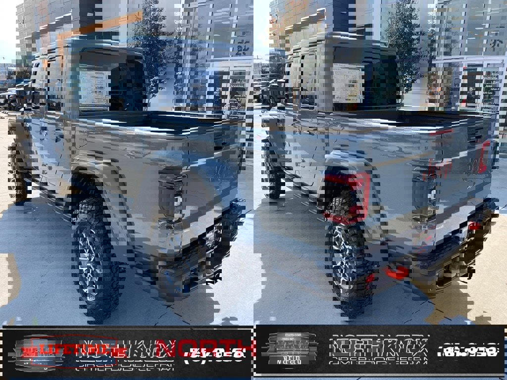 New 2025 Jeep Gladiator Mojave image 17