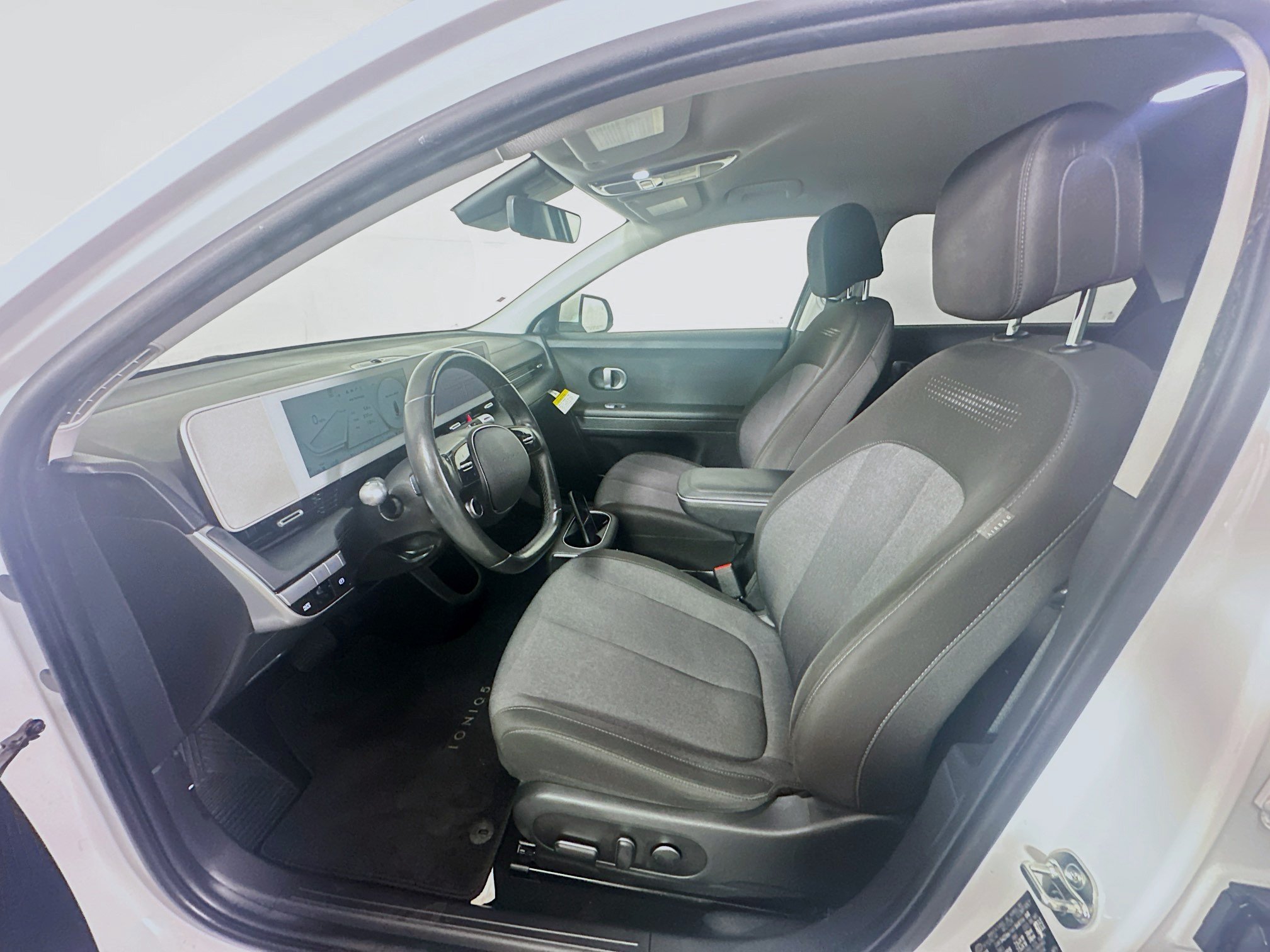 Used 2024 Hyundai Ioniq 5 SEL RWD image 13