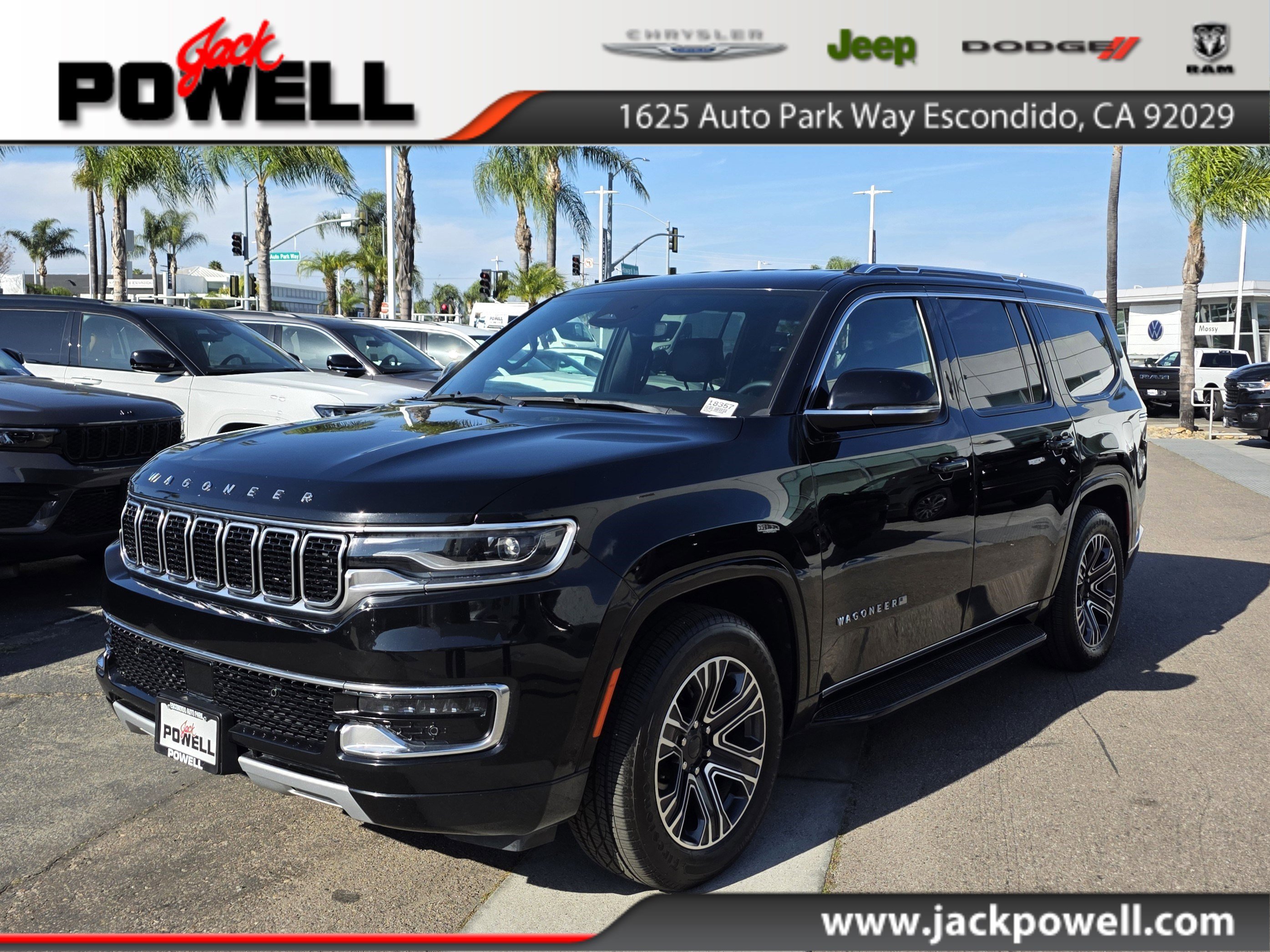 Certified 2023 Jeep Wagoneer Series II AWD/4WD image 1