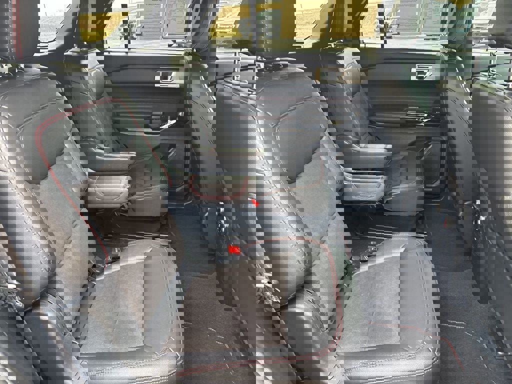 Used 2024 Ford Explorer ST-Line w/ Class IV Trailer Tow Package image 19