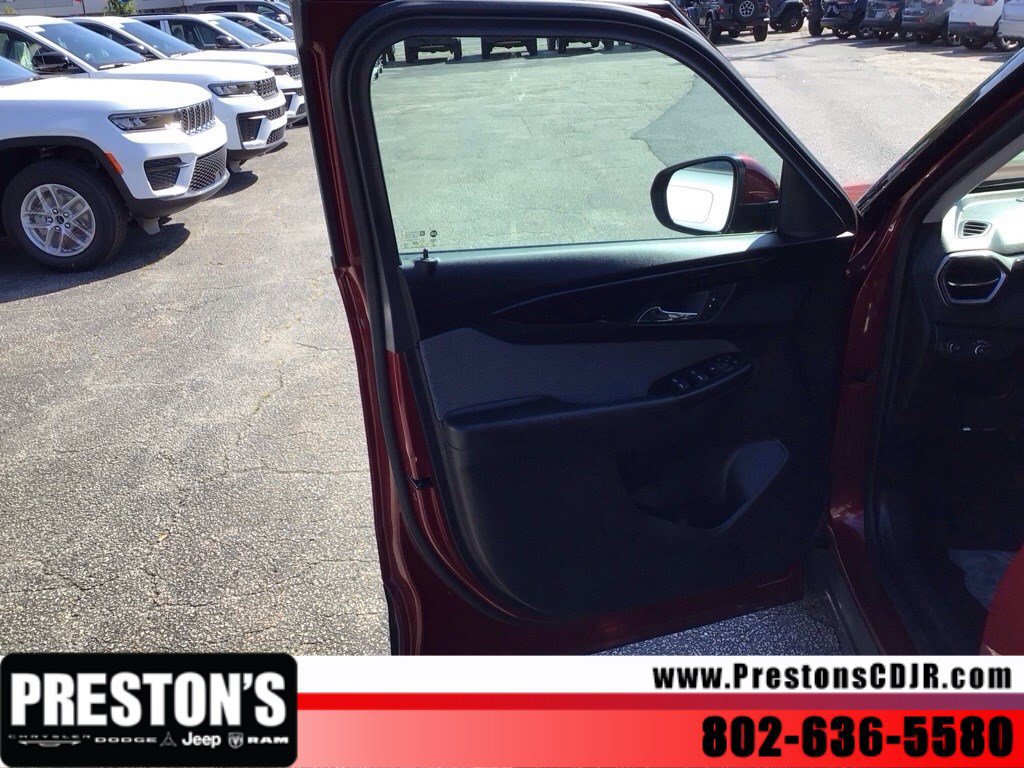 Used 2025 Chevrolet TrailBlazer LT AWD/4WD image 10