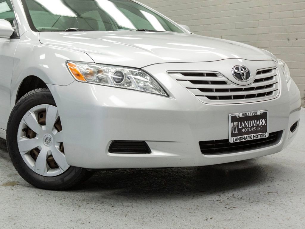Used 2008 Toyota Camry LE image 7