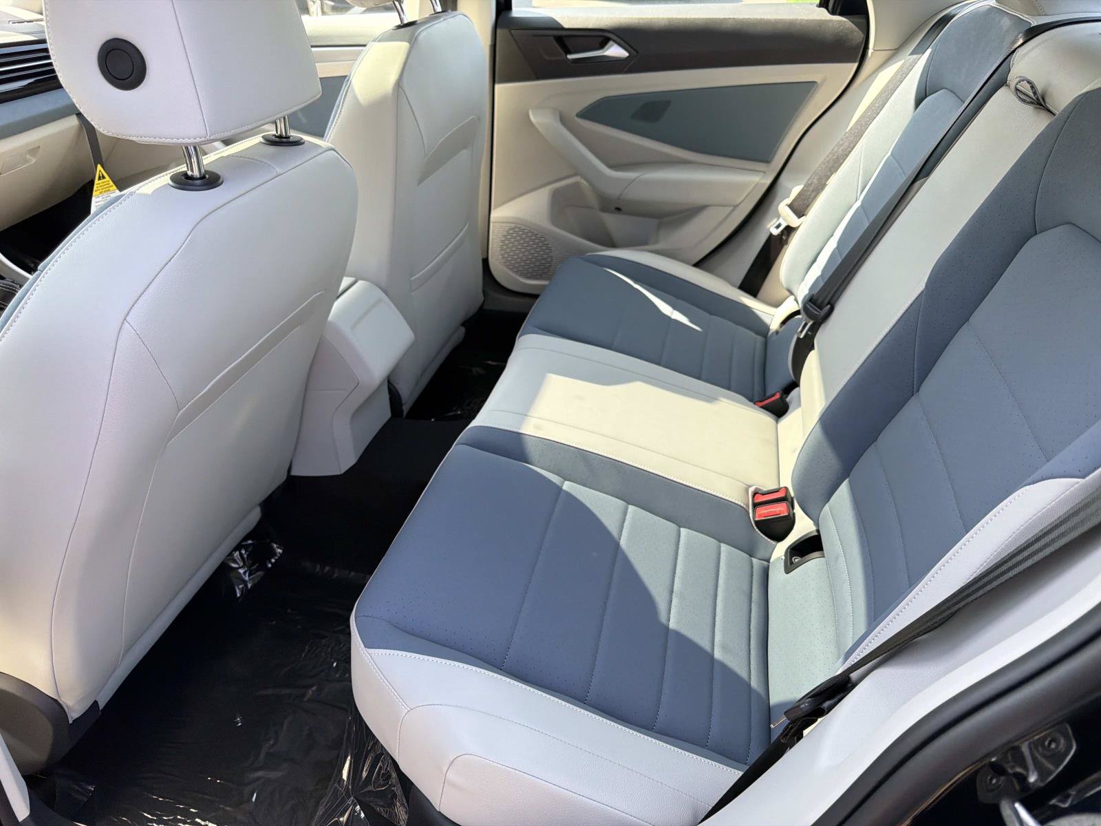 New 2026 Volkswagen Jetta SE FWD image 11