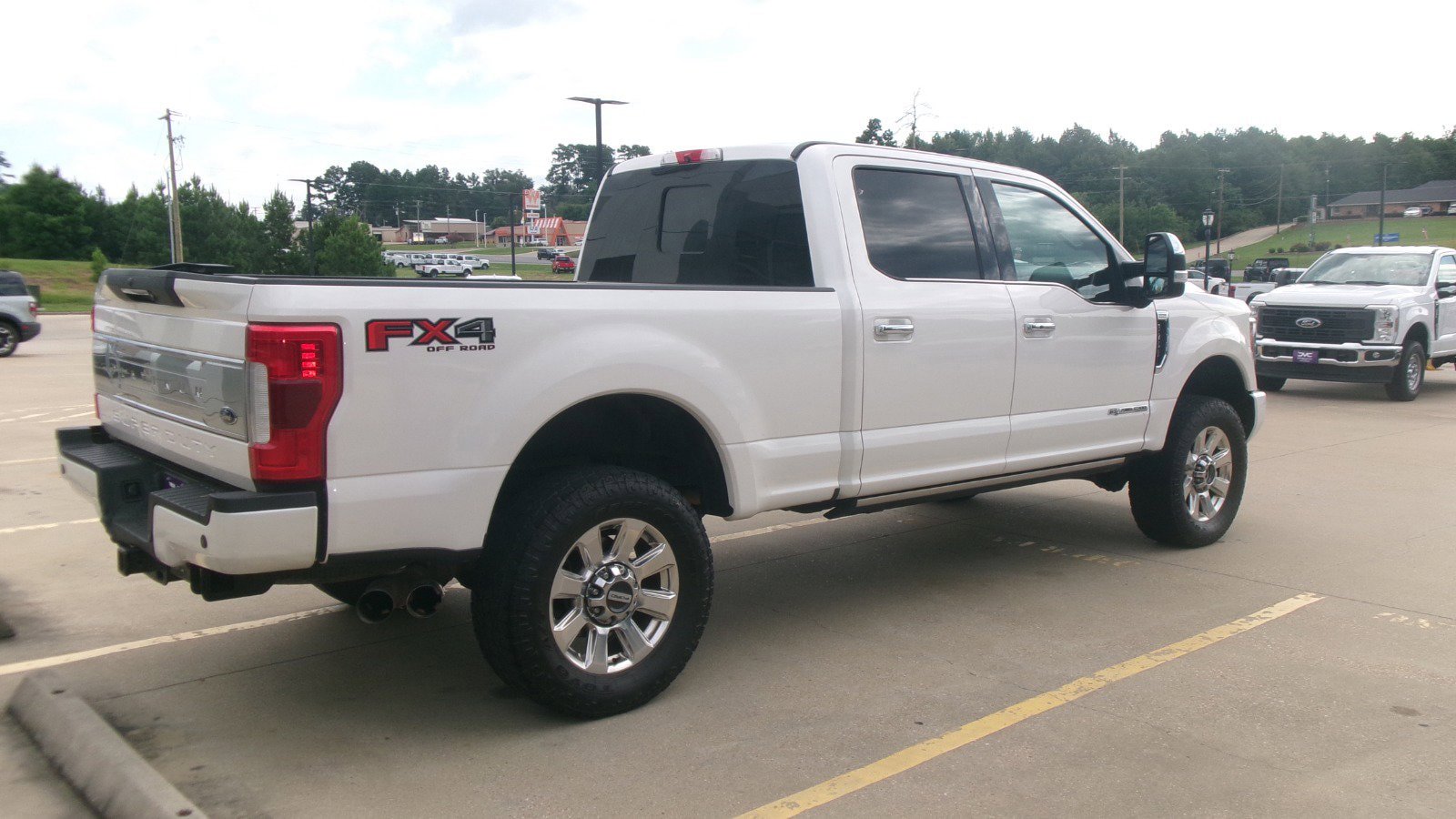 Used 2019 Ford F250 Platinum w/ Platinum Ultimate Package AWD/4WD image 6