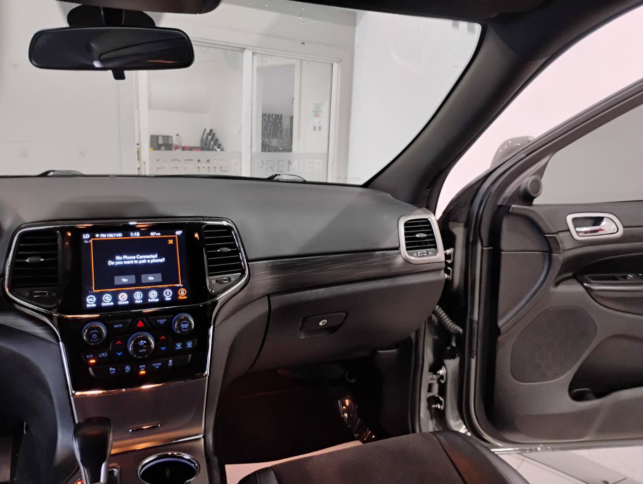 Used 2021 Jeep Grand Cherokee Laredo X RWD image 84