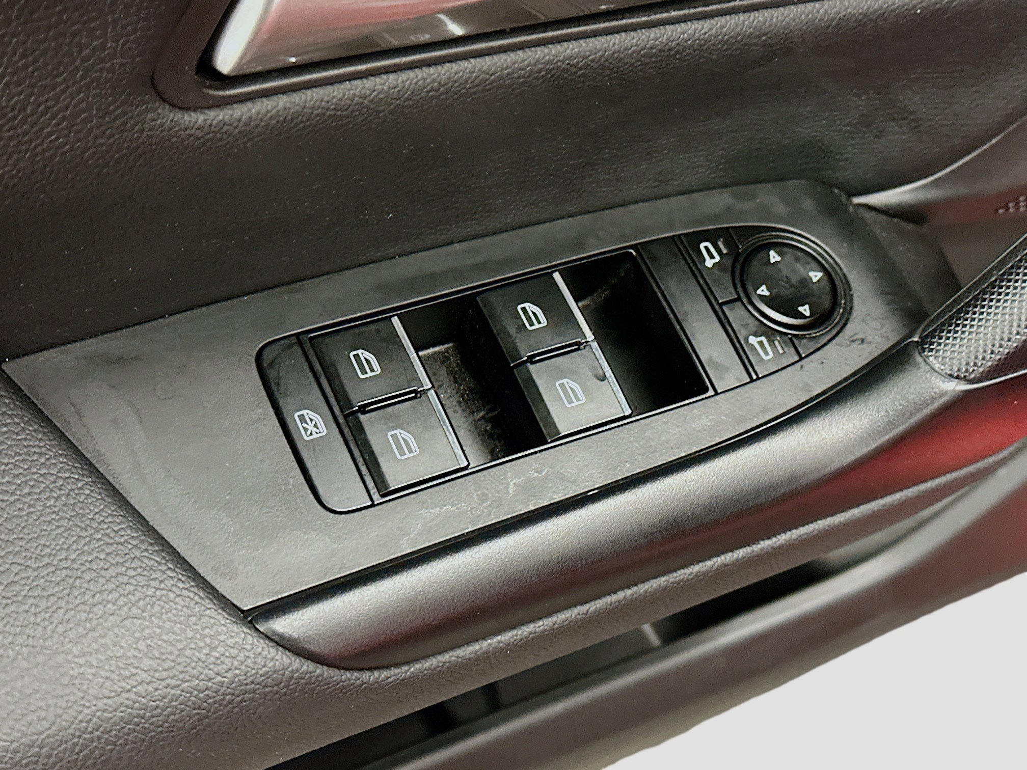 Used 2025 MAZDA CX-50 AWD 2.5 S w/ Premium Package image 15