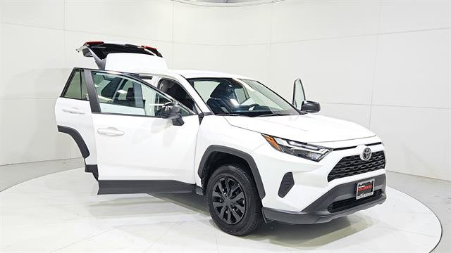 Used 2025 Toyota RAV4 LE FWD image 29