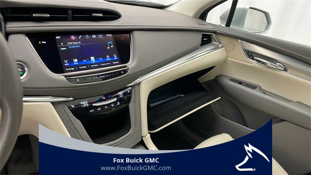 Used 2017 Cadillac XT5 Luxury w/ Driver Awareness Package image 21