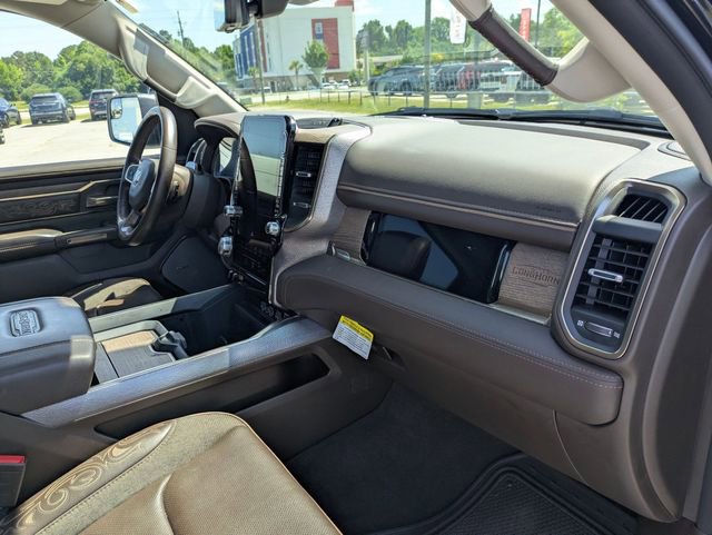 Used 2025 RAM 1500 Limited AWD/4WD image 33
