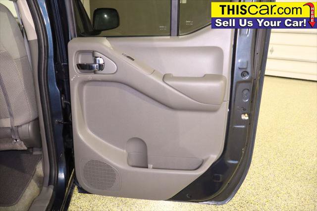 Used 2016 Nissan Frontier SV RWD image 30