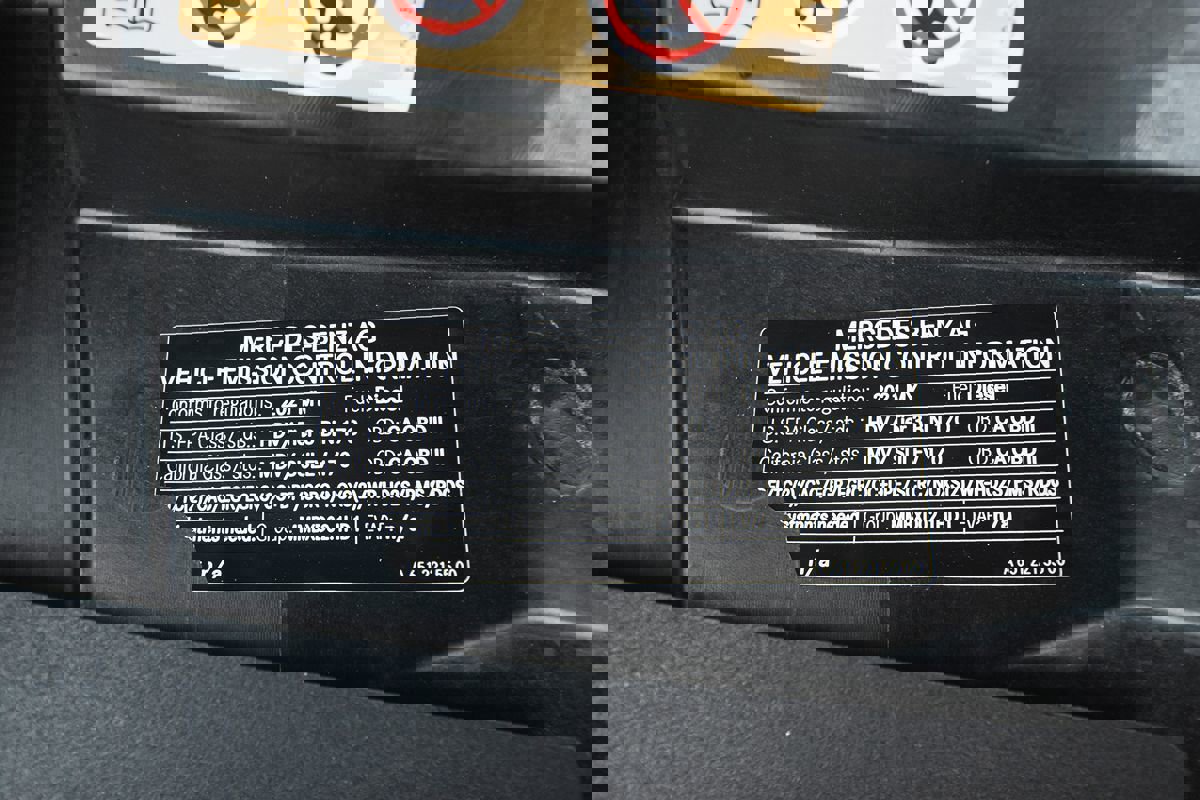 Used 2021 Mercedes-Benz Sprinter 2500 image 28