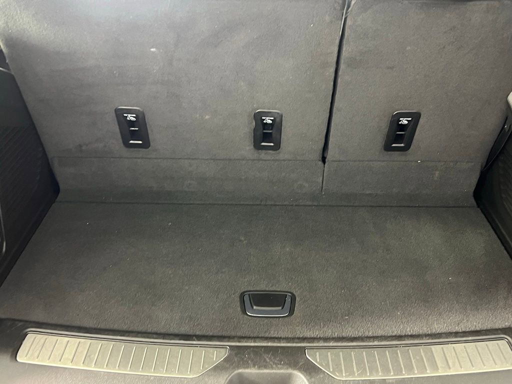 Used 2024 GMC Yukon Denali image 32