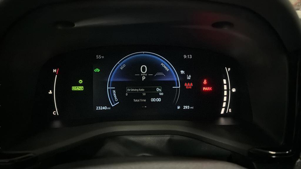 Used 2025 Toyota Camry LE FWD image 21