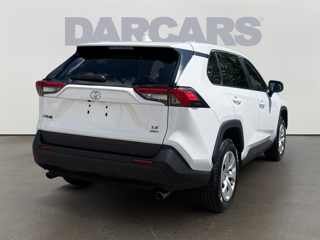 Used 2025 Toyota RAV4 LE AWD/4WD image 7