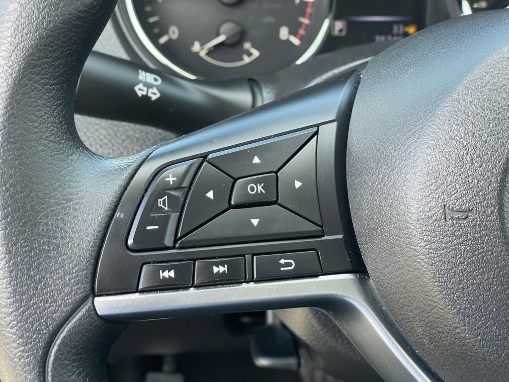 Used 2018 Nissan Rogue Sport S w/ S Appearance Package AWD/4WD image 16