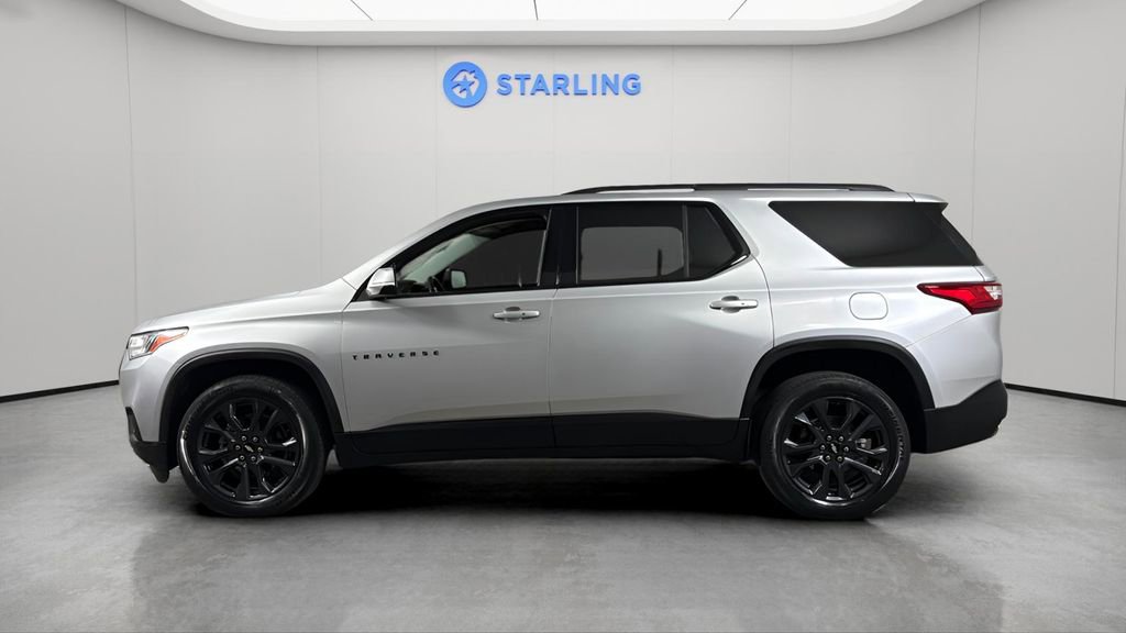 Used 2021 Chevrolet Traverse RS image 3