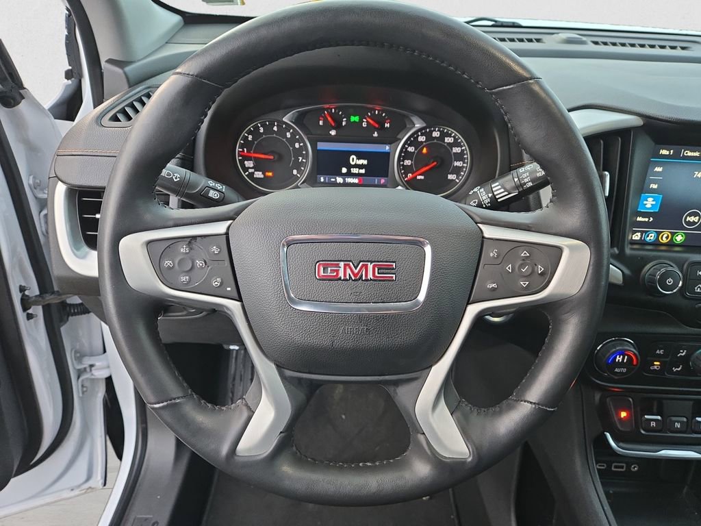 Used 2021 GMC Terrain SLT image 13