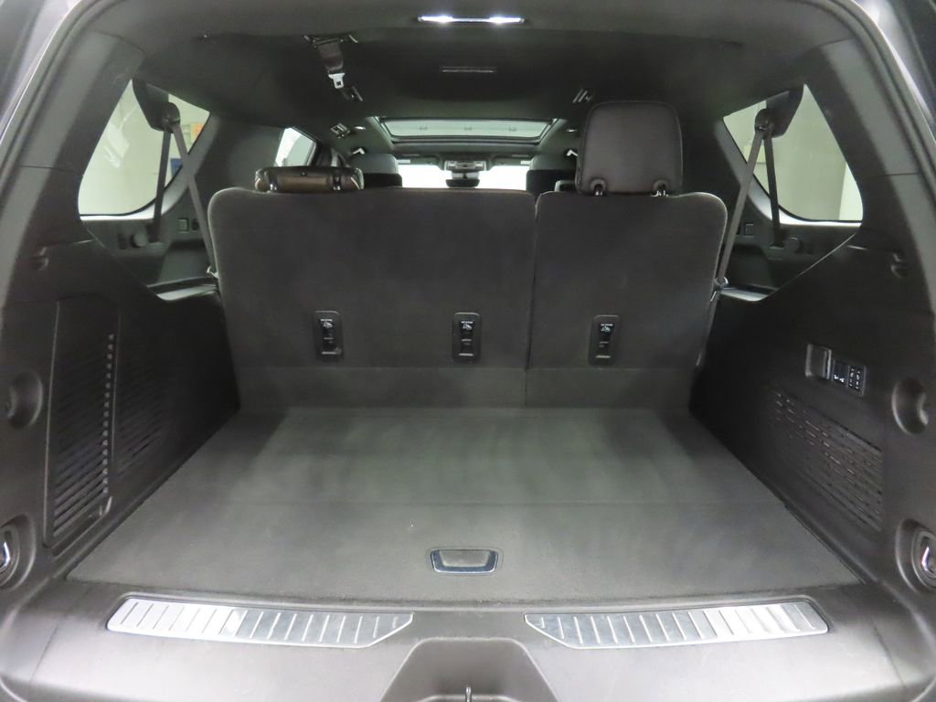 Used 2025 GMC Yukon XL Denali Ultimate AWD/4WD image 47