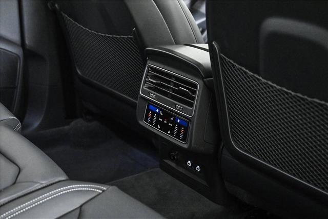 Certified 2025 Audi Q8 Prestige w/ Prestige Package image 18
