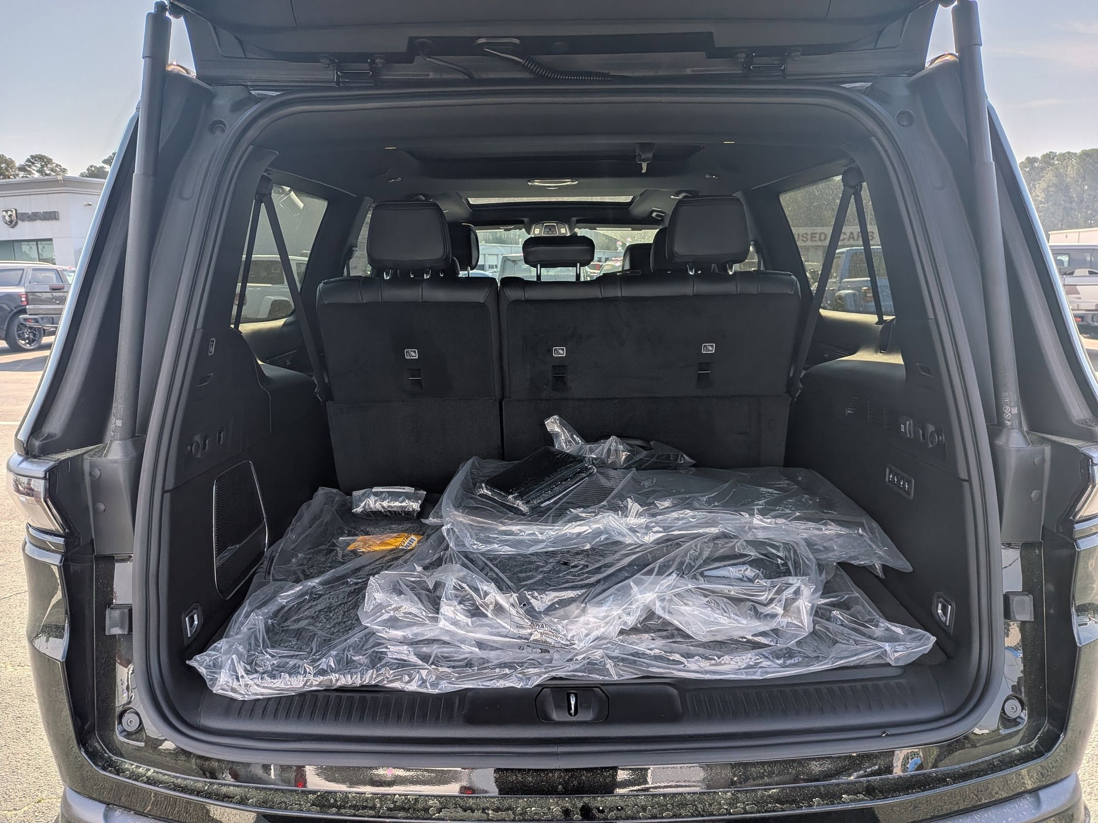 New 2026 Jeep Grand Wagoneer L Limited image 27