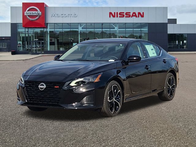 New 2026 Nissan Altima 2.5 SR AWD/4WD image 3