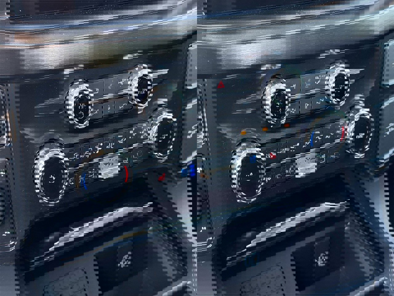 New 2026 Ford F250 Lariat w/ Chrome Package image 40