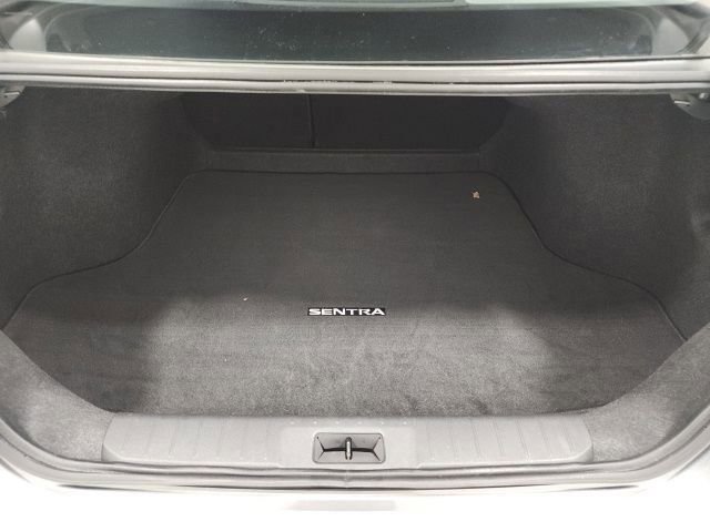 Used 2023 Nissan Sentra SR w/ Midnight Edition Package FWD image 34