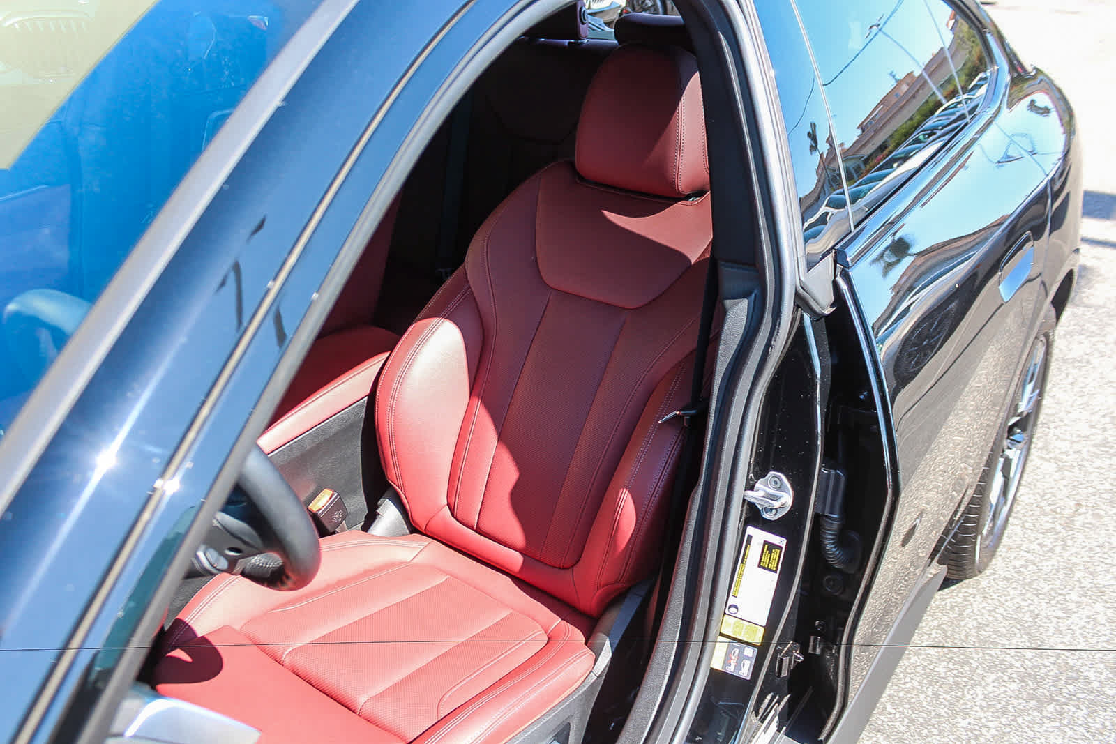 Used 2023 BMW i4 eDrive35 w/ Premium Package RWD image 30