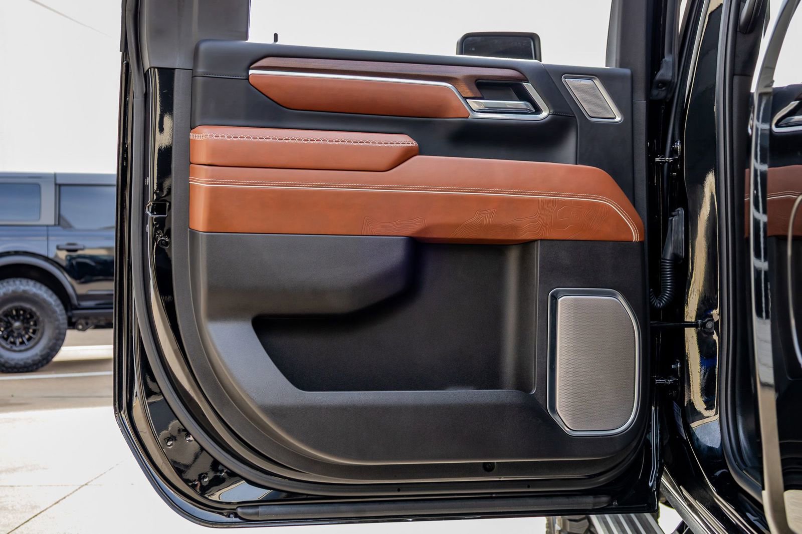 Used 2025 GMC Sierra 2500 Denali Ultimate AWD/4WD image 37