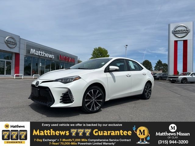 Used 2018 Toyota Corolla XSE FWD image 1