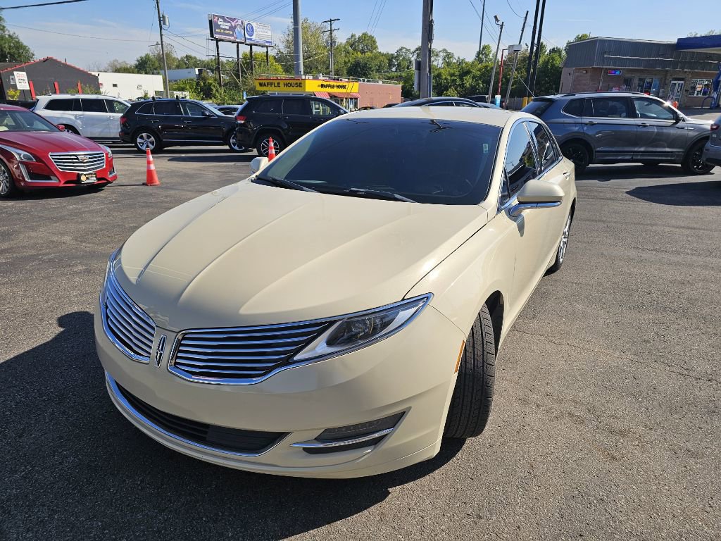 Used 2015 Lincoln MKZ AWD image 4